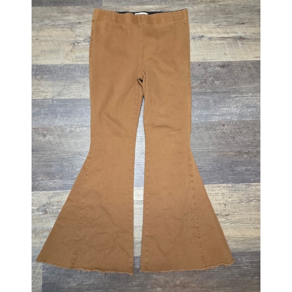 Newbury Kustom Tan Flare Raw Hem Pull On Jeans - Picture 3 of 11